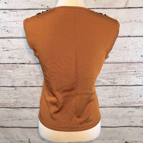JONES NEW YORK Sleeveless Top with Black Beaded Neckline Rust-PM - Picture 3 of 3